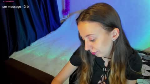 Snapshot of happystephanie chatting on 02.03.25 Stephanie online show from 02.03.25