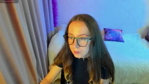 Snapshot of happystephanie chatting on 09.14.25 Stephanie online show from 09.14.25