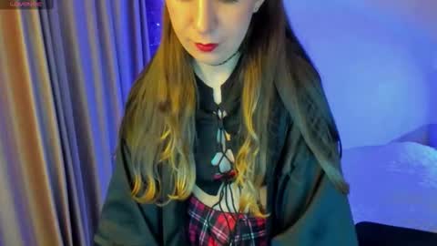 Snapshot of happystephanie chatting on 10.03.25 Stephanie online show from 10.03.25