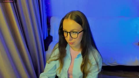 Snapshot of happystephanie chatting on 10.28.25 Stephanie online show from 10.28.25