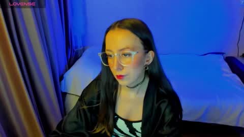 Stephanie online show from 03.06.26