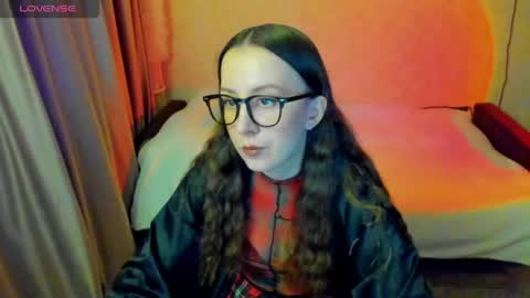 Stephanie online show from 05.17.26