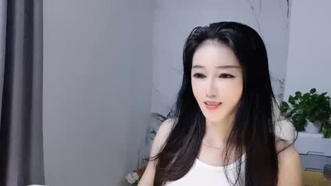 Snapshot of happysweety1688 chatting on 10.17.25 happysweety1688 online show from 10.17.25