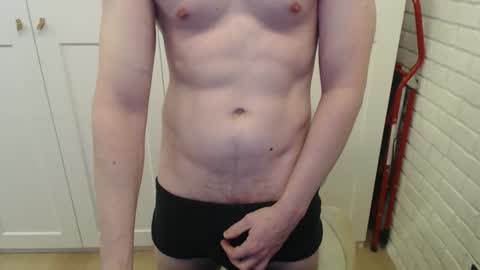 Snapshot of happyvelvetpaw chatting on 01.14.26 happyvelvetpaw online show from 01.14.26