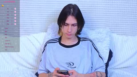 Mark online show from 10.05.25