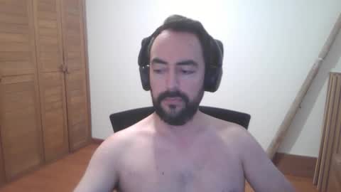 Snapshot of hard_cock_dude chatting on 02.05.26 Hard cock dude online show from 02.05.26