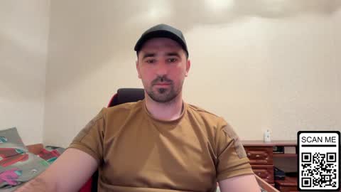 Snapshot of hard_to_obey chatting on 05.11.26 Vadim online show from 05.11.26