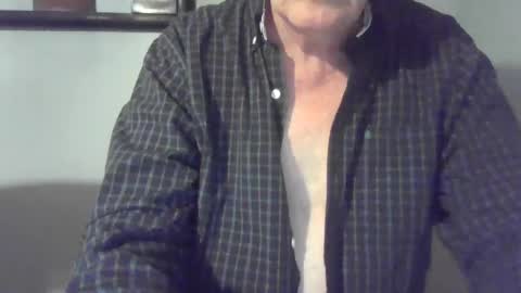 Snapshot of hardchicagoforzya chatting on 09.25.25 hardchicagoforzya online show from 09.25.25