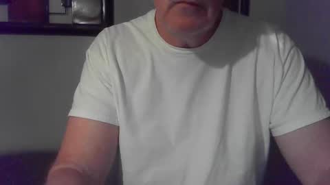 Snapshot of hardchicagoforzya chatting on 10.18.25 hardchicagoforzya online show from 10.18.25