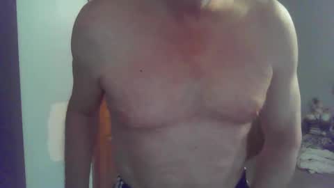 Snapshot of hardchicagoforzya chatting on 11.18.25 hardchicagoforzya online show from 11.18.25