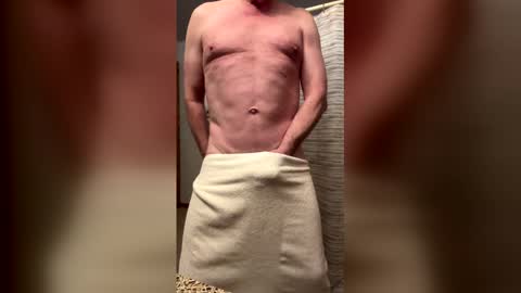 Snapshot of hardchicagoforzya chatting on 12.16.25 hardchicagoforzya online show from 12.16.25