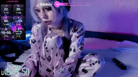 Mia online show from 10.26.25