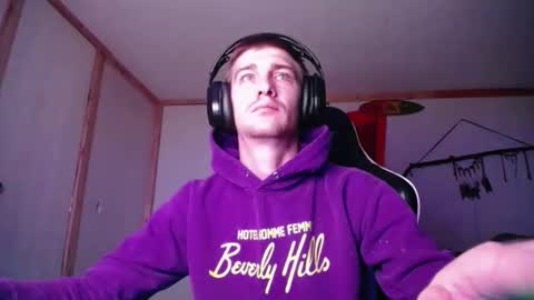 Snapshot of harddick19966 chatting on 12.23.25 Austin online show from 12.23.25