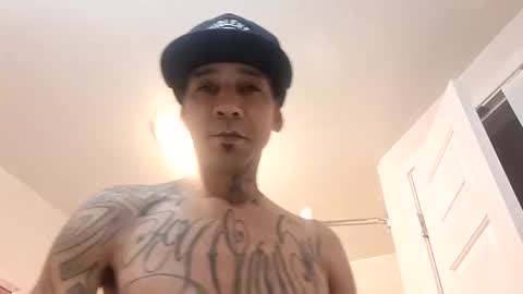 Snapshot of hardfux4fun chatting on 12.16.25 hardfux4fun online show from 12.16.25