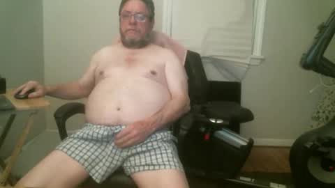 Snapshot of hardmik chatting on 02.10.26 Mik online show from 02.10.26