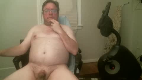 Snapshot of hardmik chatting on 02.15.26 Mik online show from 02.15.26