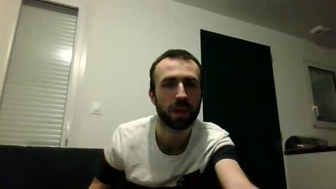 Snapshot of hardmika chatting on 02.13.25 Mika online show from 02.13.25