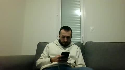 Snapshot of hardmika chatting on 03.02.25 Mika online show from 03.02.25