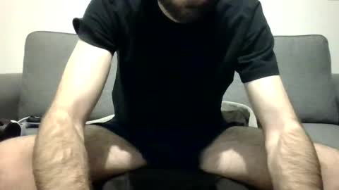 Snapshot of hardmika chatting on 03.04.25 Mika online show from 03.04.25