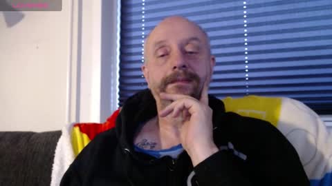 MrLazy online show from 12.31.24