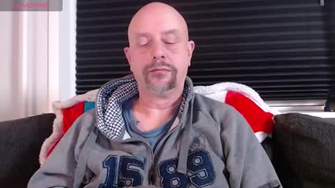 MrLazy online show from 01.04.25