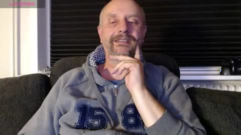 MrLazy online show from 09.26.25