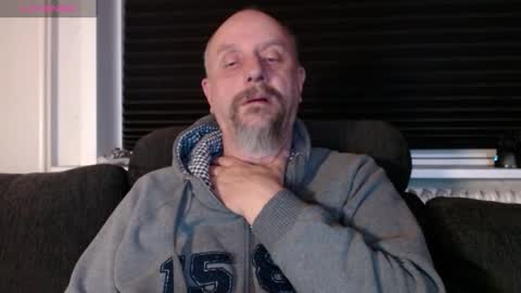 MrLazy online show from 11.21.25