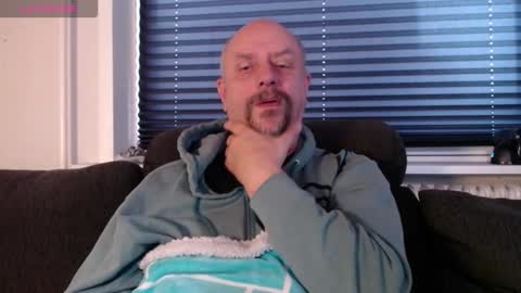 MrLazy online show from 11.25.25