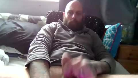 Snapshot of hardnhorny198 chatting on 02.23.26 hardnhorny198 online show from 02.23.26