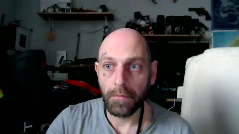 Snapshot of hardnhorny198 chatting on 03.17.26 hardnhorny198 online show from 03.17.26