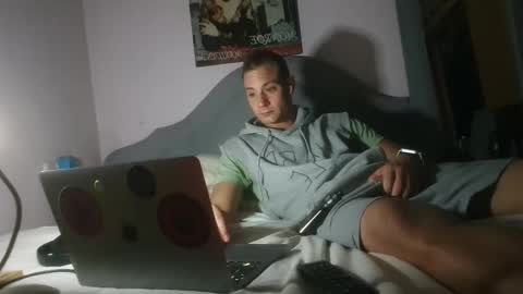 Snapshot of hardnstyle chatting on 09.22.25 HARD AND STYLE online show from 09.22.25