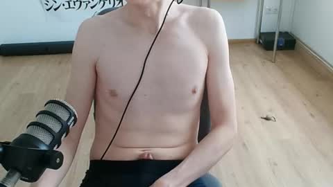 Snapshot of hardone852 chatting on 10.04.25 hardone852 online show from 10.04.25