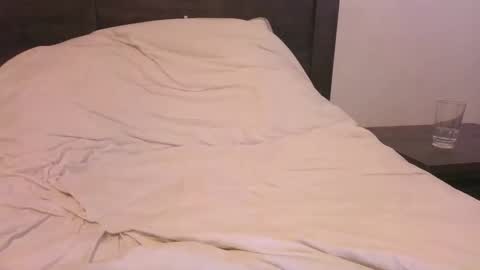 Snapshot of hardwood8686 chatting on 02.28.25 Jay online show from 02.28.25