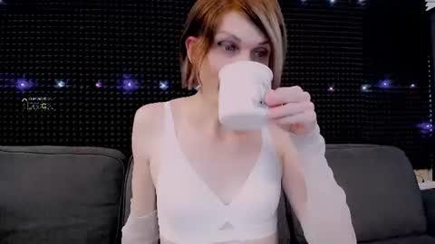 Miss Hardy online show from 06.25.26