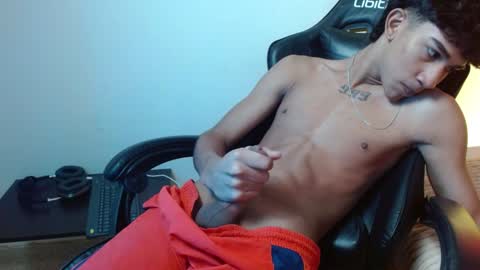 Snapshot of haresandpame_mds chatting on 12.23.24 Hares online show from 12.23.24