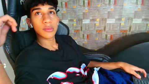 Snapshot of haresandpame_mds chatting on 01.11.26 Hares online show from 01.11.26