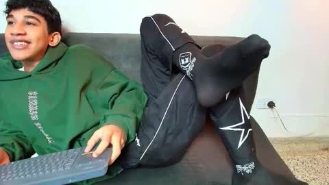 Snapshot of haresandpame_mds chatting on 03.11.26 Hares online show from 03.11.26