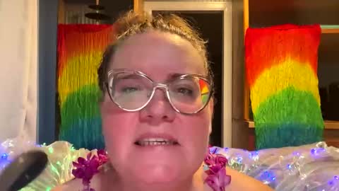 Snapshot of harlequincurve chatting on 04.12.26 Fiiona online show from 04.12.26