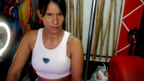 Snapshot of harley_brunette74 chatting on 11.28.25 HARLEY online show from 11.28.25