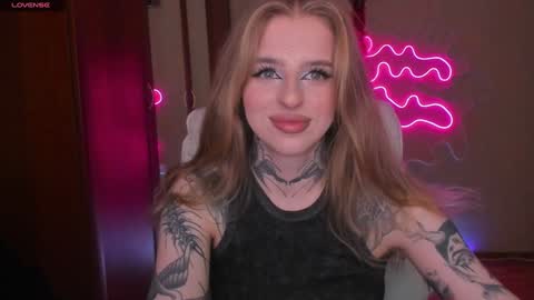 Snapshot of harley_kimm chatting on 12.20.24 Julia online show from 12.20.24