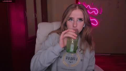 Snapshot of harley_kimm chatting on 01.08.25 Julia online show from 01.08.25