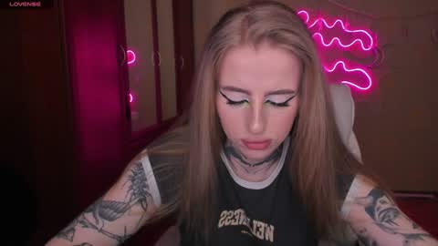 Snapshot of harley_kimm chatting on 01.27.25 Julia online show from 01.27.25