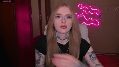 Snapshot of harley_kimm chatting on 01.30.25 Julia online show from 01.30.25