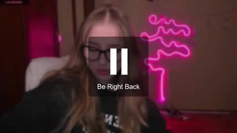 Snapshot of harley_kimm chatting on 02.23.25 Julia online show from 02.23.25