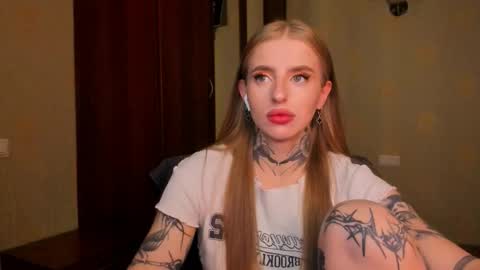 Snapshot of harley_kimm chatting on 09.15.25 Julia online show from 09.15.25