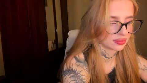 Snapshot of harley_kimm chatting on 10.28.25 Julia online show from 10.28.25