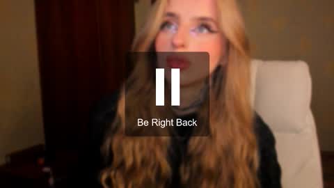 Snapshot of harley_kimm chatting on 10.29.25 Julia online show from 10.29.25