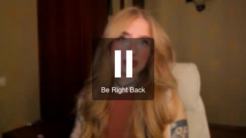 Snapshot of harley_kimm chatting on 11.10.25 Julia online show from 11.10.25