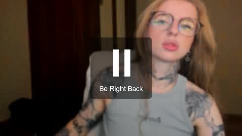 Snapshot of harley_kimm chatting on 11.28.25 Julia online show from 11.28.25