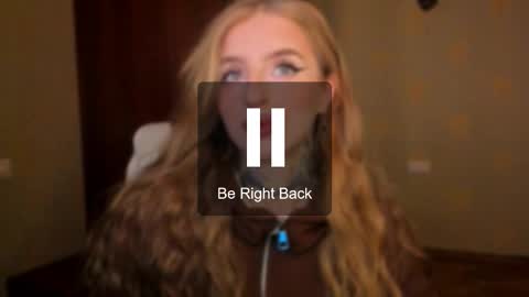 Snapshot of harley_kimm chatting on 12.14.25 Julia online show from 12.14.25